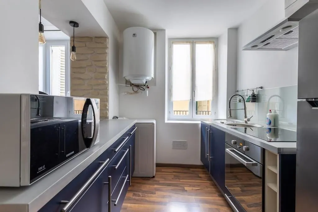 Make History - Chamalieres Apartment